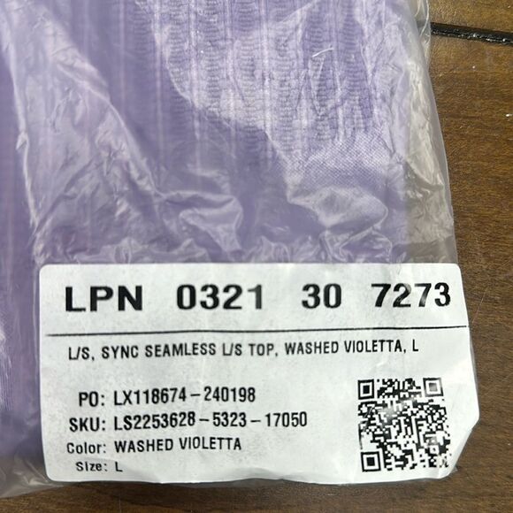 FABLETICS Sync Seamless Long-Sleeve COLOR Washed Violetta L NWT in packaging - Picture 5 of 5
